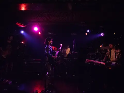 P1066980